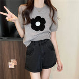 Nukty Summer Flower Embroidery T Shirt Women Korean Style Short Sleeve Knitted T-Shirt Woman All Match Round Neck Tee Tops